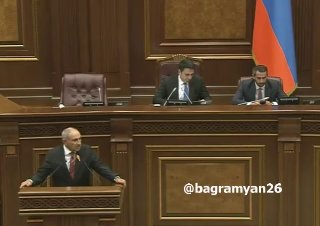 Пашинян: выборы показали необходимость новой революции для разрушения олигархии в Армении