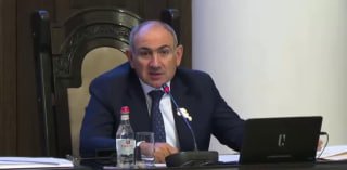 Пашинян анонсировал внеплановые визиты в школы и больницы Армении