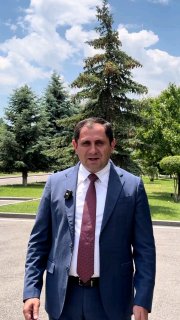 Сурен Папикян поблагодарил за доверие после назначения министром обороны Армении