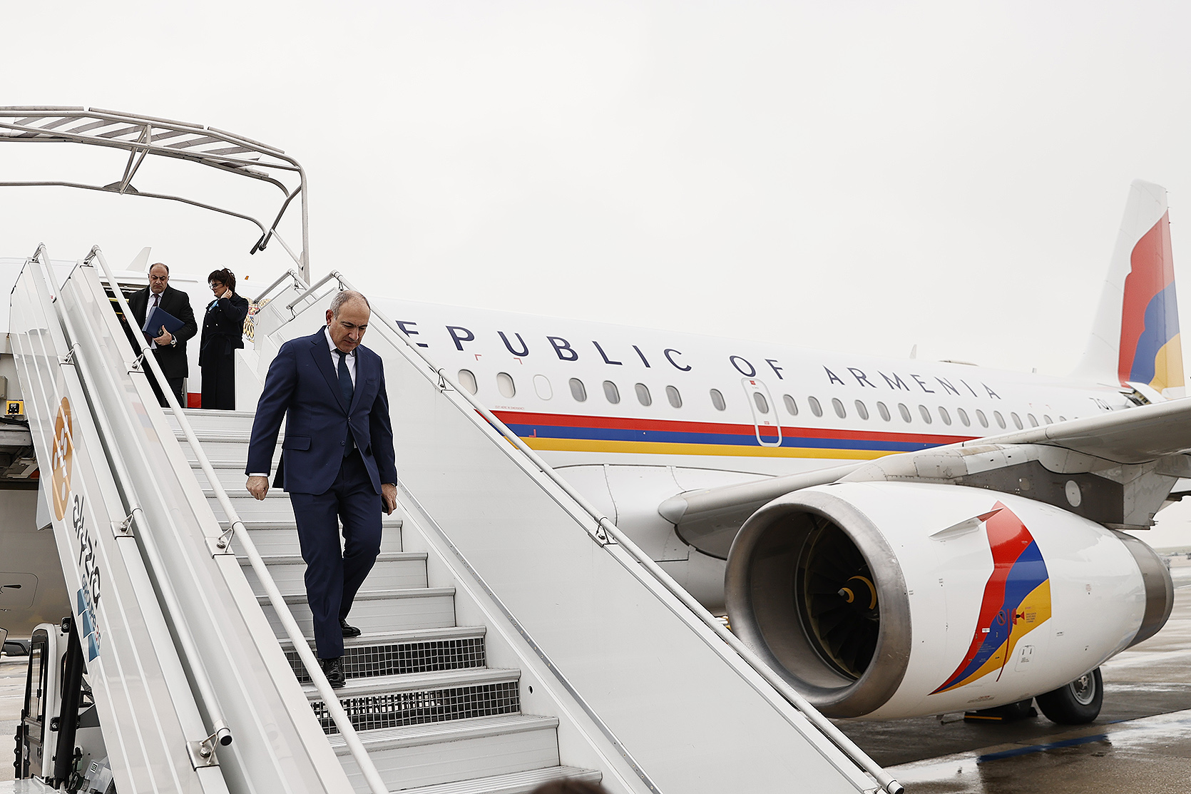 Никол Пашинян отправился с рабочим визитом в Россию: Рейтинг (общеарм.)
