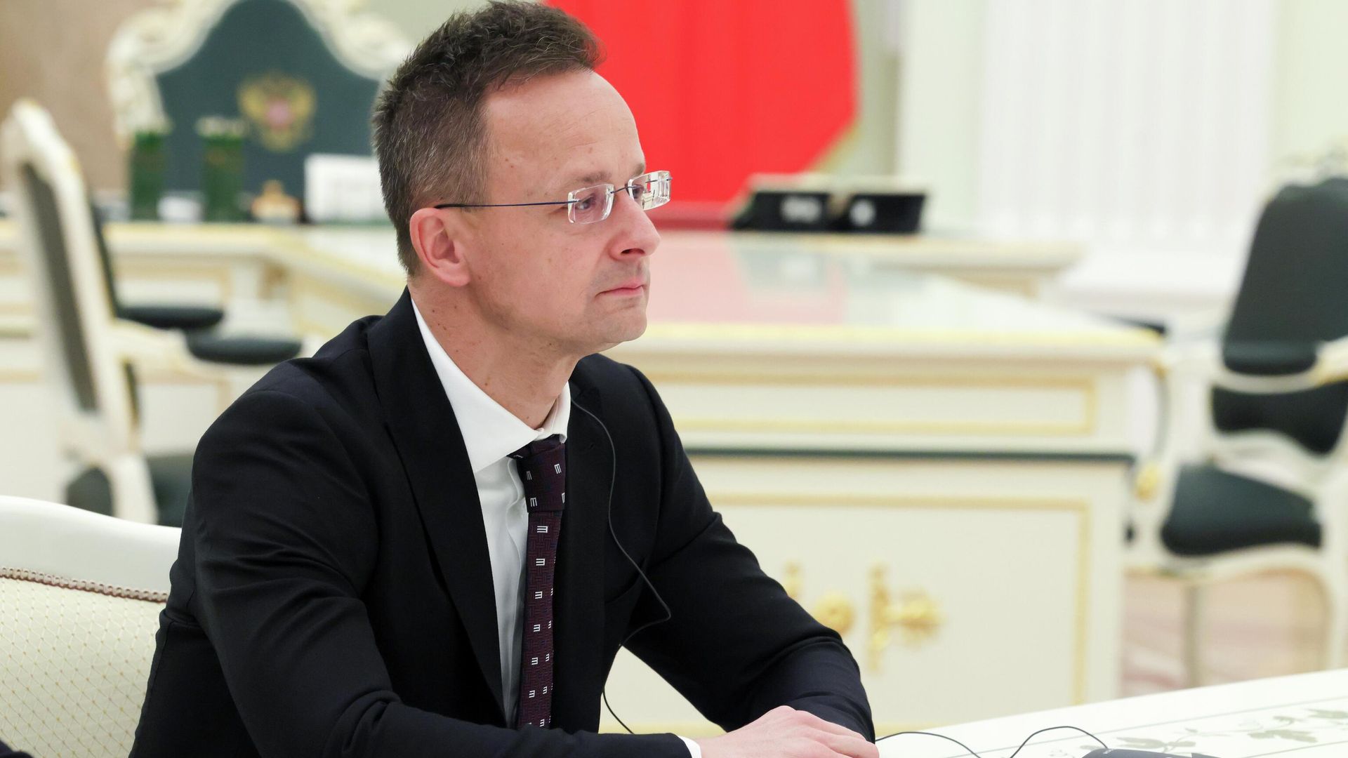 Петер Сийярто, бывший министр иностранных дел Венгрии, в центре внимания расследования