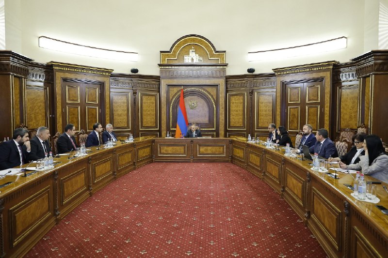 Пашинян обсудил градостроительную концепцию района Конд в Ереване