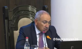 Правительство Армении субсидирует экспорт абрикосов, вина и бренди